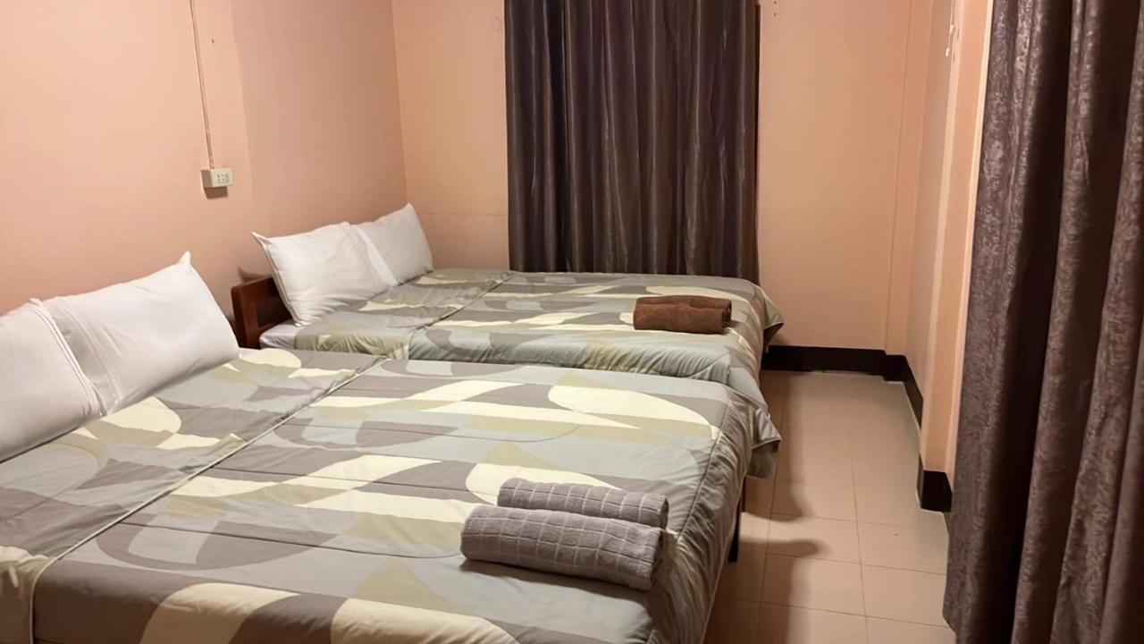 โพธิ์ทองริมทุ่ง Pothong Rimtung Hotel Fang Exteriér fotografie