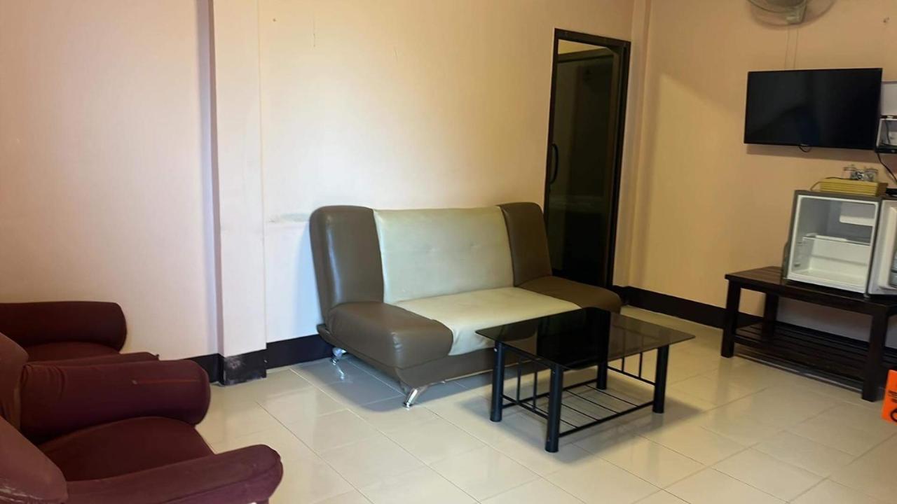 โพธิ์ทองริมทุ่ง Pothong Rimtung Hotel Fang Exteriér fotografie