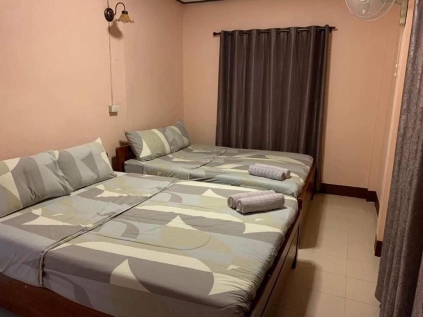 โพธิ์ทองริมทุ่ง Pothong Rimtung Hotel Fang Exteriér fotografie