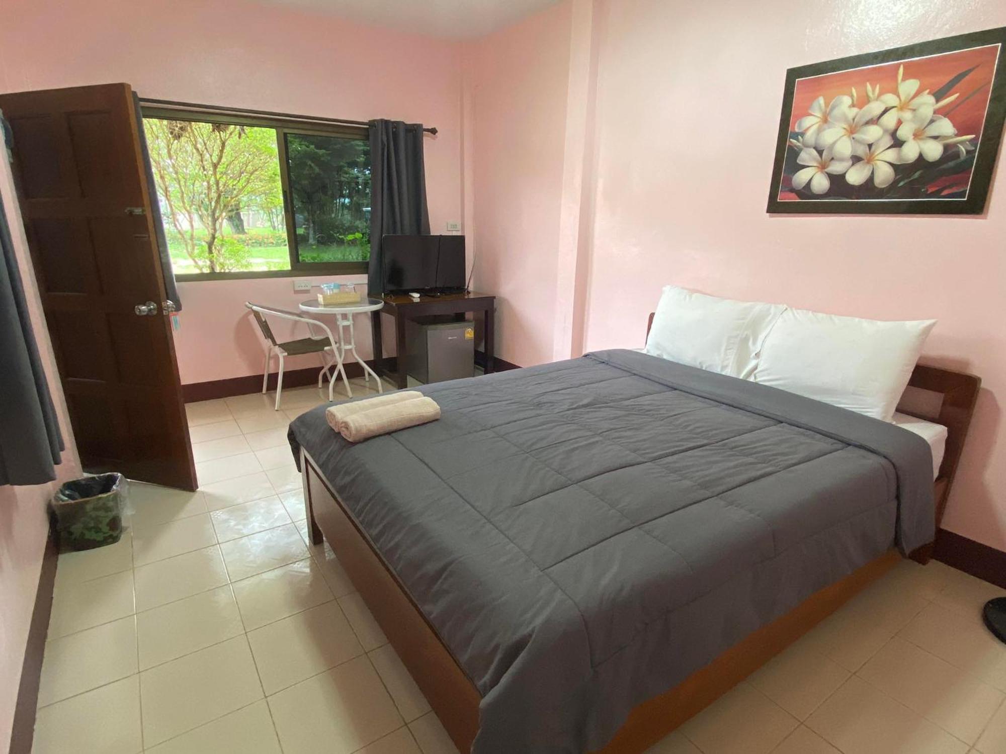 โพธิ์ทองริมทุ่ง Pothong Rimtung Hotel Fang Exteriér fotografie